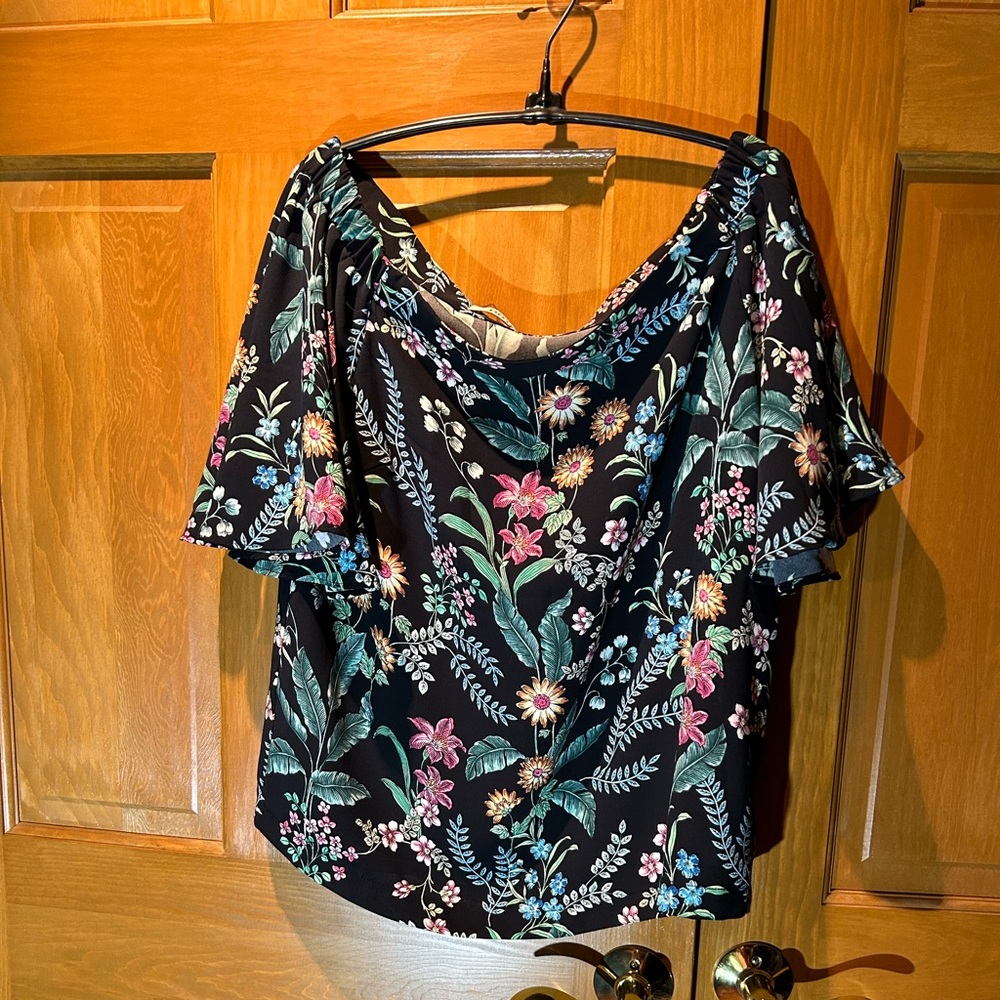Do+Be off shoulder top size L